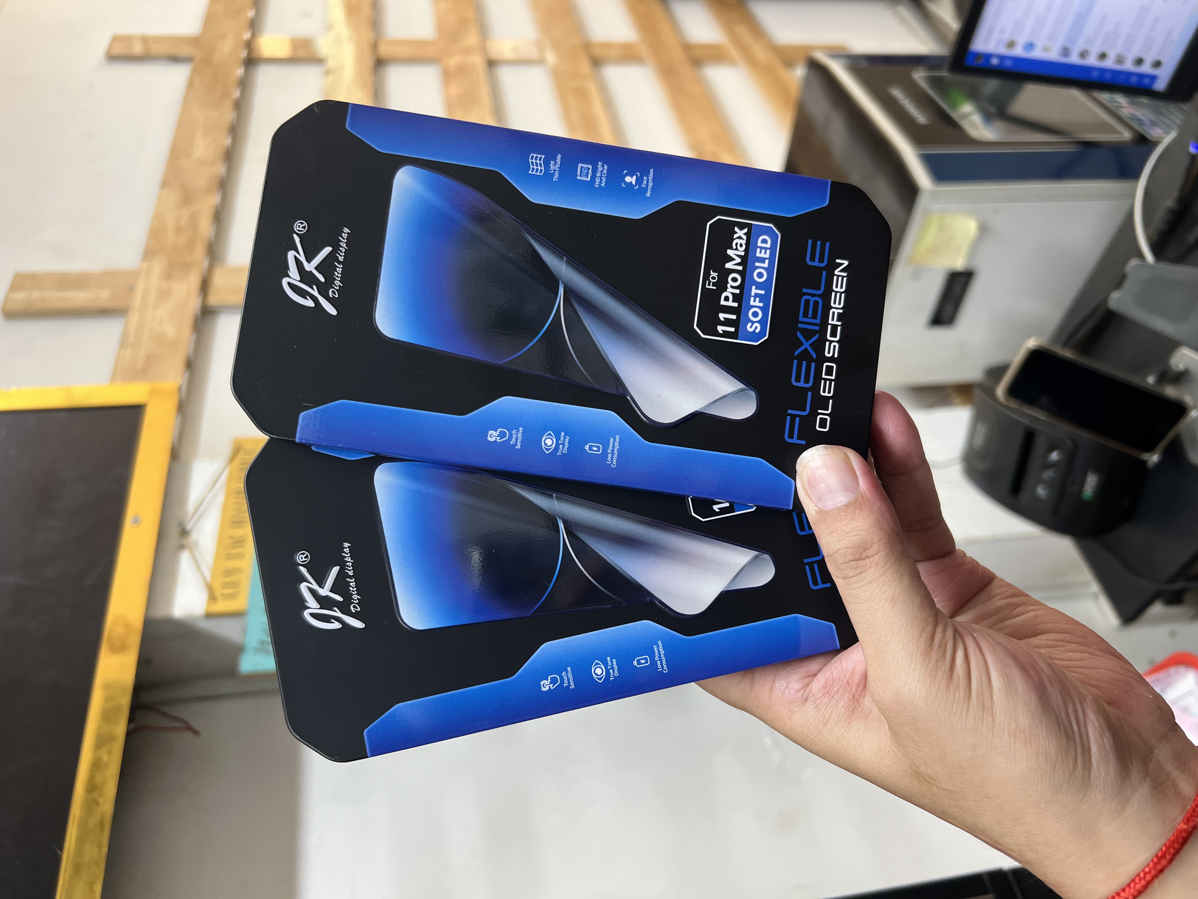 Màn 11Promax JK Oled - Hình ảnh chính